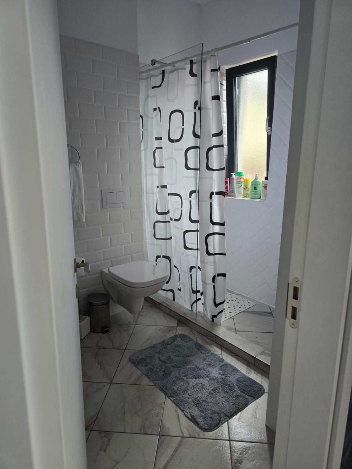 Da Residence Otopeni Εξωτερικό φωτογραφία